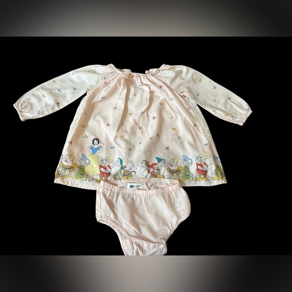 Baby Gap Disney Snow White and Dwarfs - Picture 1 of 4